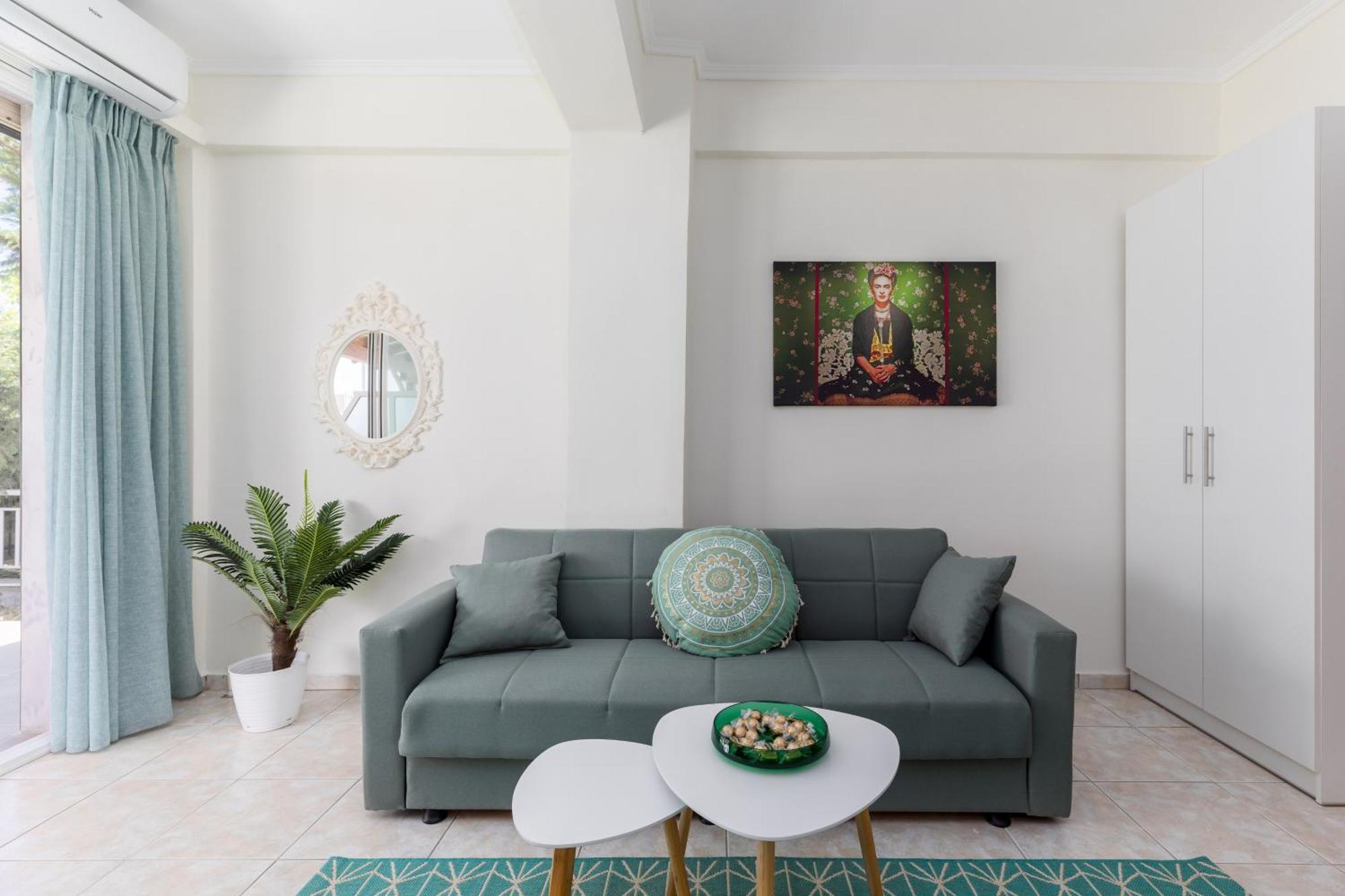 Alexandra'S Maisonette. Paralia Dionysiou Exterior photo